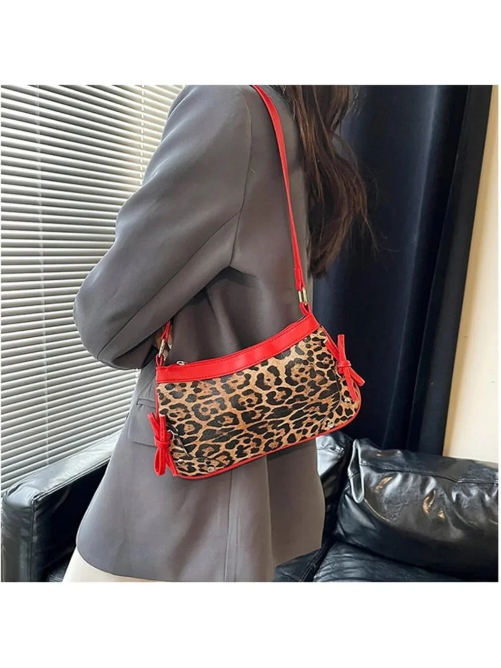 Cute Y2K Mini Retro Hobo Shoulder Bag for Women | Stylish Clutch & Handbag